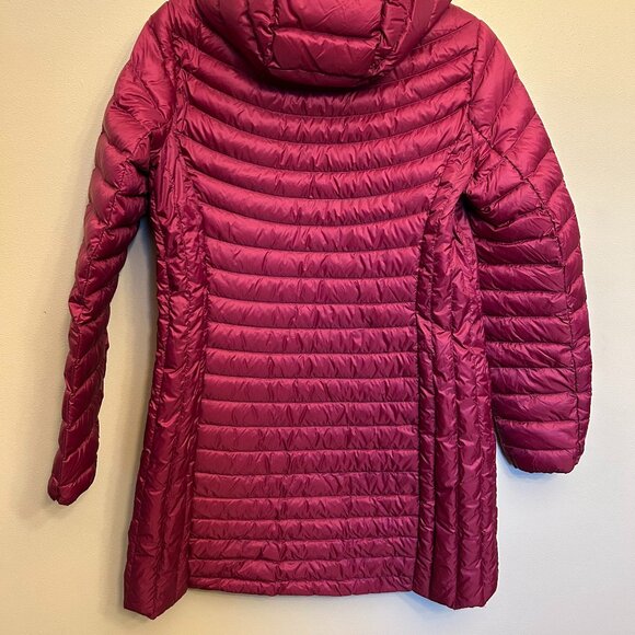 32 Degrees Women's Ultra Light Down Jacket Slim Fit Water Size Medium Red - Picture 3 of 16